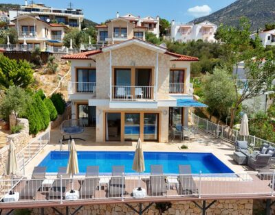 Four Bedroom Luxury Villa to Rent in Kalkan Centre (I)