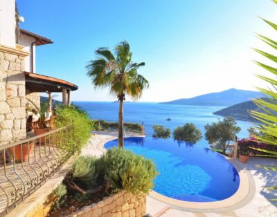 Luxury Three Bedroom Villa With Spectacular View